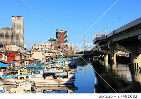 レトロな風景の横浜子安浜 レトロな風景の横浜子安浜 37491082