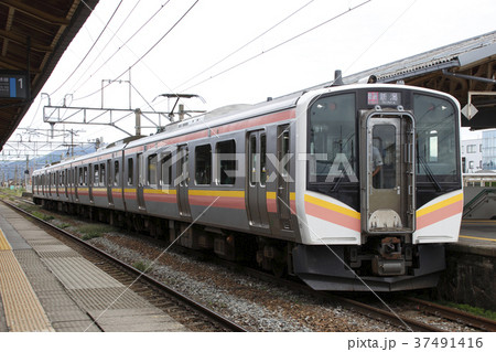 白新線・羽越本線E129系（新潟-新発田-村上） 37491416