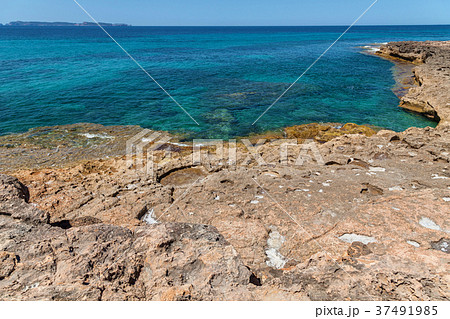 Palma de Mallorca, Spain the lagoon. Palma de Mallorca, Spain the lagoon. 37491985