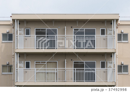 レトロなマンション レトロなマンション 37492998