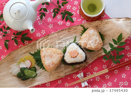 たらこおにぎり たらこおにぎり 37495430