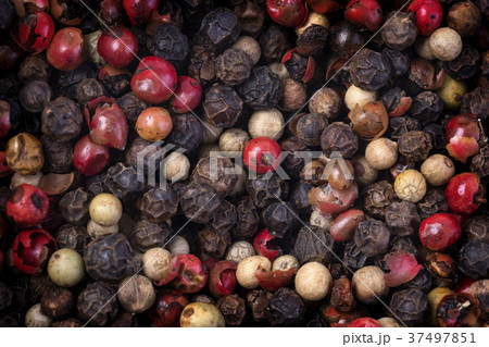 pepper isolated on white 37497851