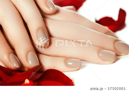 Beauty woman. Sexy girl. Fashion make up. Cosmetic 37502001