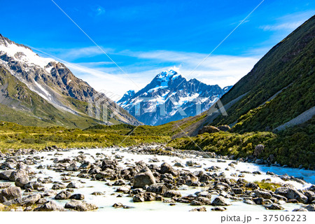 マウントクック国立公園のフッカーバレートラック マウントクック国立公園のフッカーバレートラック 37506223