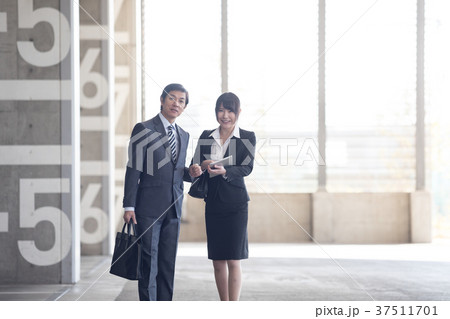 ビジネスイメージ 37511701