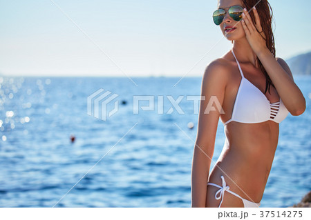 summer sunny fashion portrait of pretty young sensual redhair wo summer sunny fashion portrait of pretty young sensual redhair wo 37514275