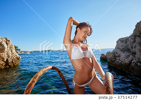 summer sunny fashion portrait of pretty young sensual redhair wo summer sunny fashion portrait of pretty young sensual redhair wo 37514277