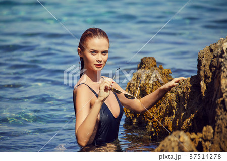 summer sunny fashion portrait of pretty young sensual redhair wo summer sunny fashion portrait of pretty young sensual redhair wo 37514278