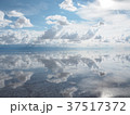 ウユニ塩湖の絶景 37517372