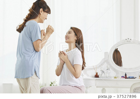 家族 ファミリー 娘 37527896