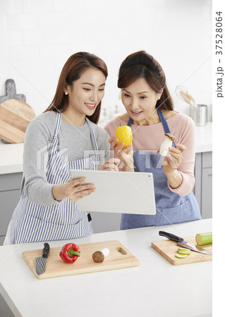 家族 ファミリー 感情 37528064