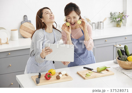 家族 ファミリー 感情 37528071