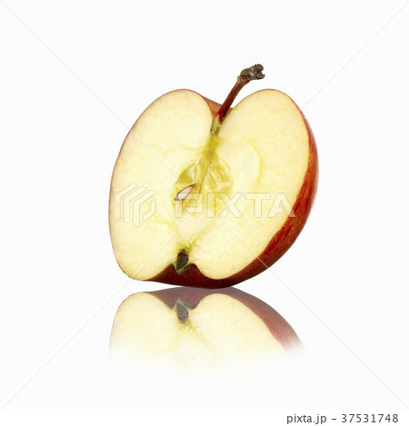 Half a red apple with reflection Half a red apple with reflection 37531748