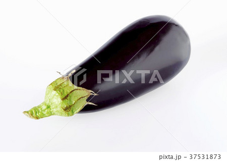 An aubergine 37531873