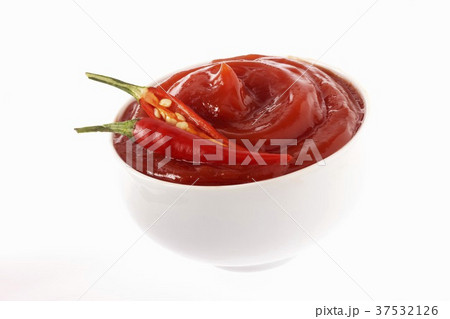 Chilli dip with fresh chilli 37532126