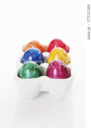 Easter eggs in egg holder 37532166