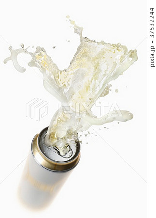 Beer splashing out of can Beer splashing out of can 37532244