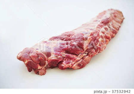 Raw pork ribs 37532942