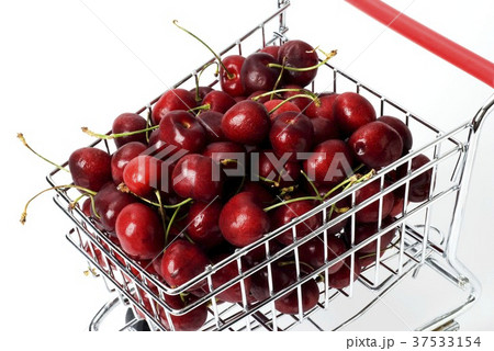 Toy shopping trolley full of cherries Toy shopping trolley full of cherries 37533154