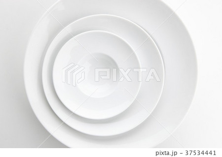 A stack of plates seen from above A stack of plates seen from above 37534441