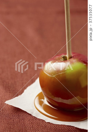 Caramel Apple 37535077