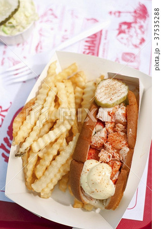 Lobster Roll; Halved with French Fries Lobster Roll; Halved with French Fries 37535288