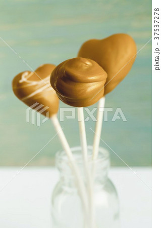 Caramel cake pops Caramel cake pops 37537278