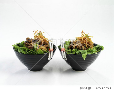 Asian beef salad Asian beef salad 37537753