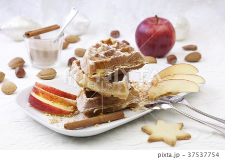 Waffles with apples and cinnamon Waffles with apples and cinnamon 37537754