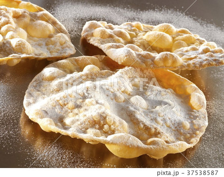 Badische Scherben (carnival bread from Baden) Badische Scherben (carnival bread from Baden) 37538587