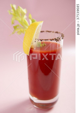 Watermelon mint juice 37539685