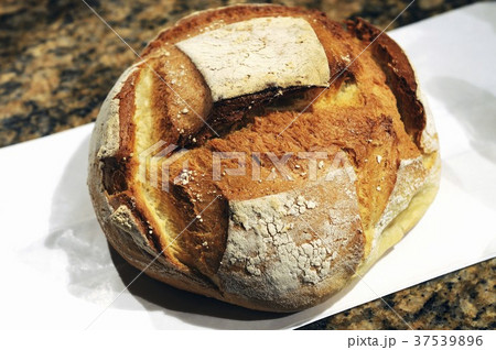 Rustic country bread from Italy Rustic country bread from Italy 37539896