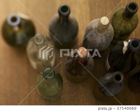 Dusty wine bottles 37540060