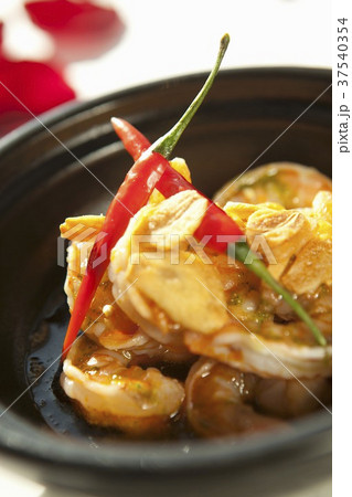 Spicy shrimp fried garlic Spicy shrimp fried garlic 37540354