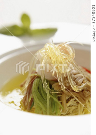 Bean thread soup Bean thread soup 37540901