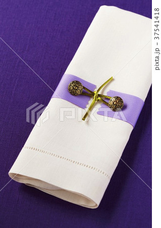 Linen Napkin with Button 37541418