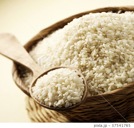 A basket of rice from Valencia A basket of rice from Valencia 37541765