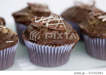 Chocolate cupcakes Chocolate cupcakes 37542081