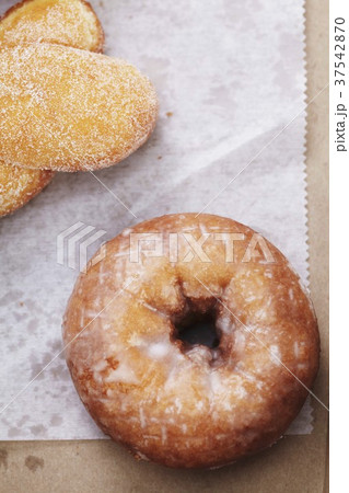 Glazed Doughnut; Sugared Doughnuts; From Above 37542870