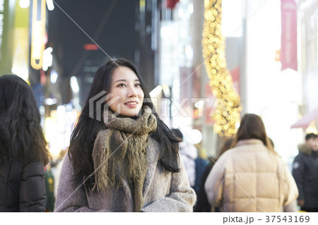 女性 人物 若い 37543169