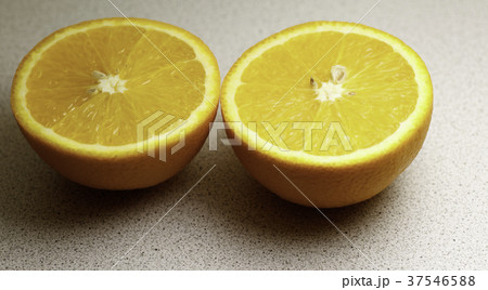 The two halves of the Orange The two halves of the Orange 37546588