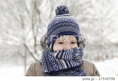 boy scarf frost park winter boy scarf frost park winter 37549799