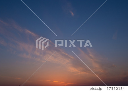 夕陽 日の入り直後 夕陽 日の入り直後 37550184