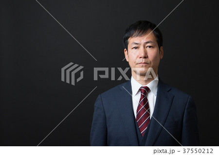 ミドルビジネスマン 37550212