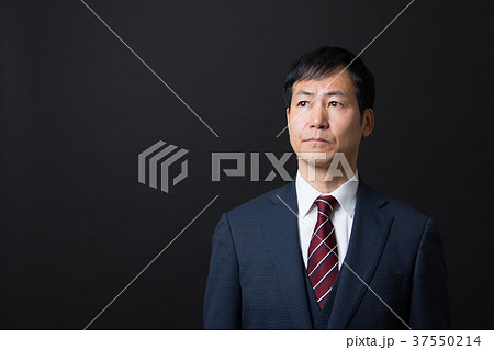 ミドルビジネスマン 37550214