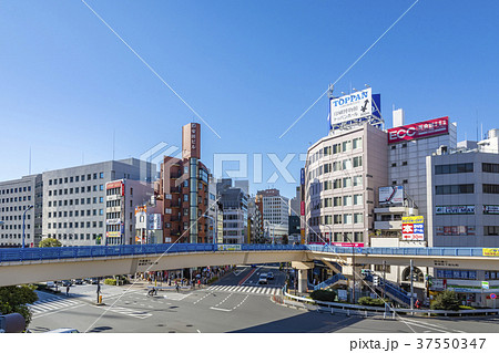 東京　飯田橋駅前　飯田橋交差点の風景 37550347