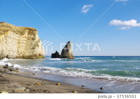 大波月海岸（千葉県御宿町） 37556501