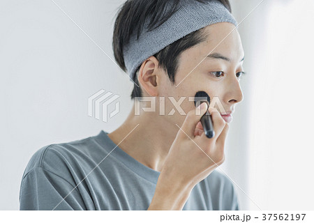 メンズビューティー メンズメイク 肌 37562197