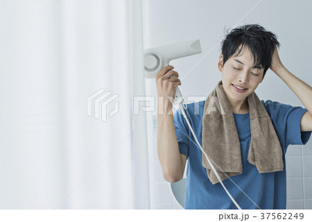 ライフスタイル 朝 ドライヤー ライフスタイル 朝 ドライヤー 37562249