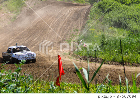 Old wrecked cars stock race 37567094